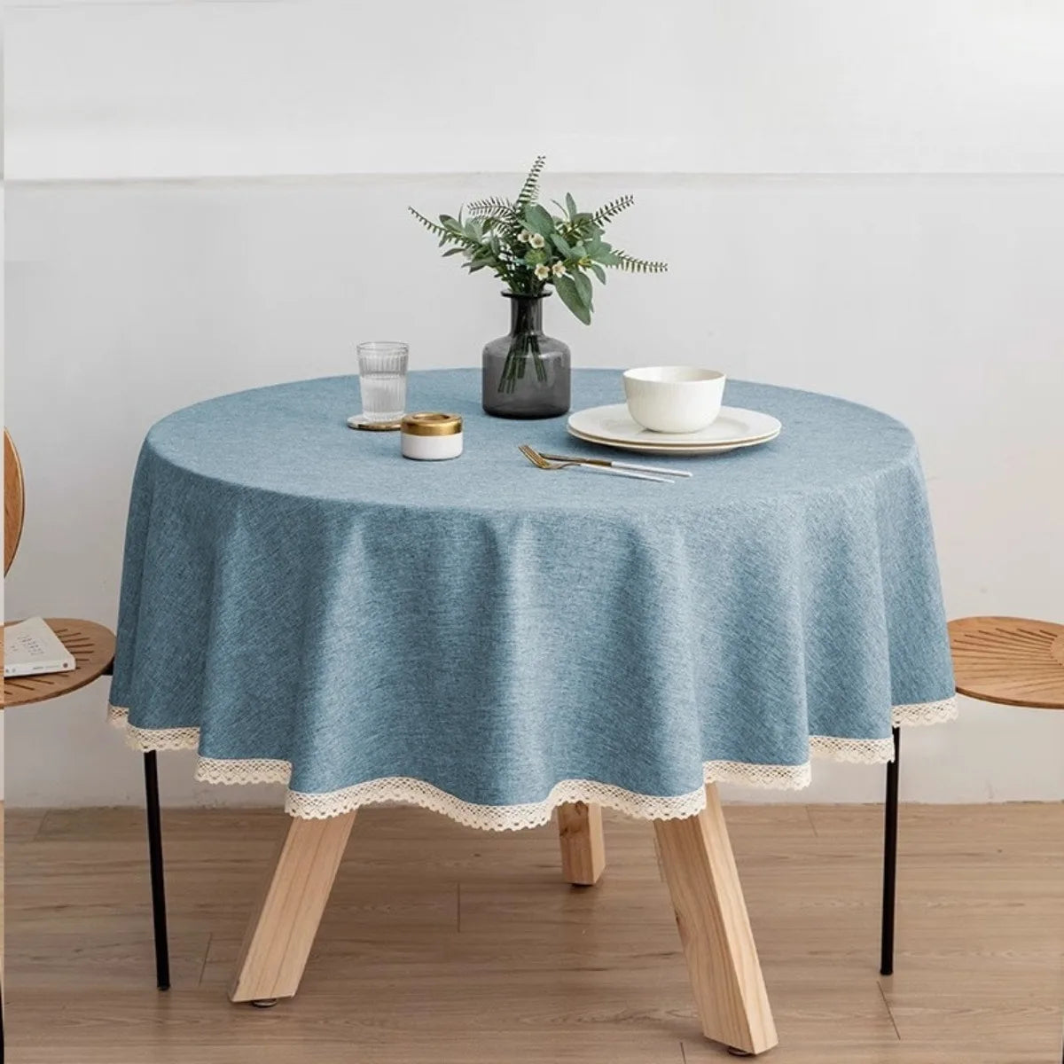 Nappe ronde en lin à franges