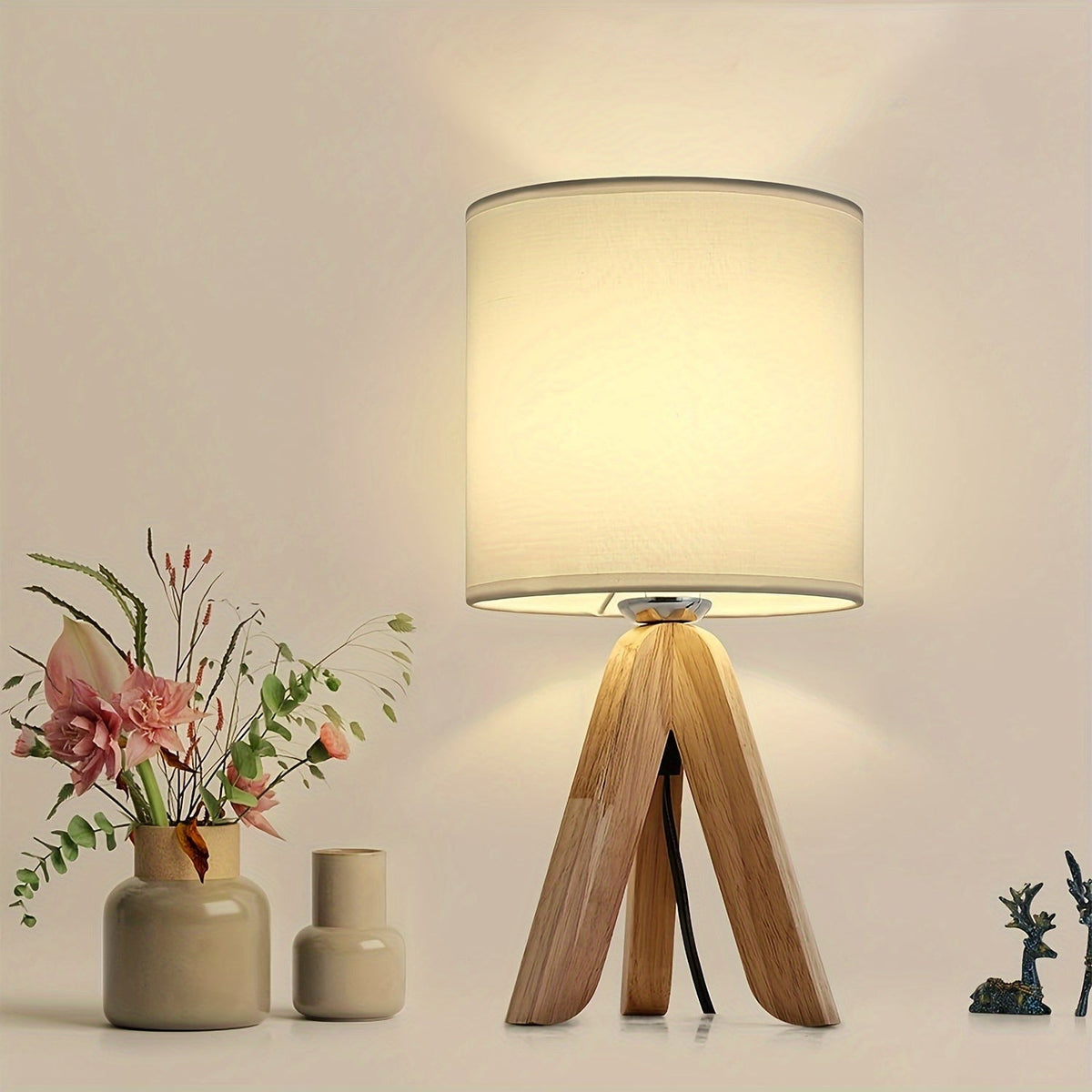 Lampe de table trépied en bois