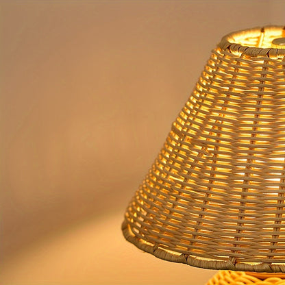 Lampe de table en bambou tressé