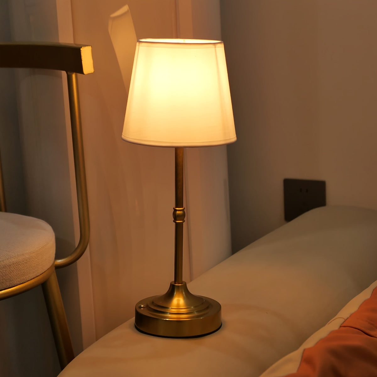 Lampe de table sans fil gradable