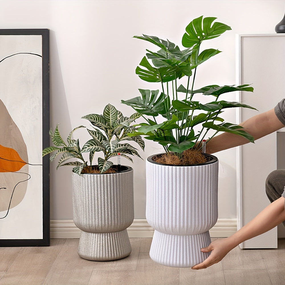 Pot de fleurs à réserve d'eau