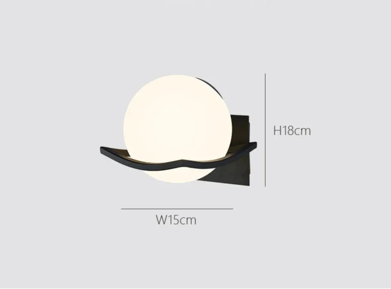 Applique murale Makar globe opalin