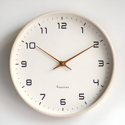 Horloge murale nordique en bois