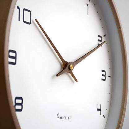 Horloge murale nordique en bois
