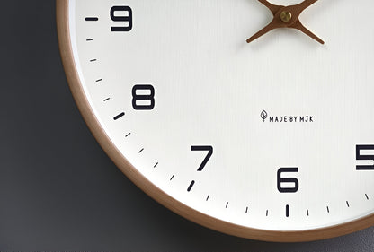 Horloge murale nordique en bois
