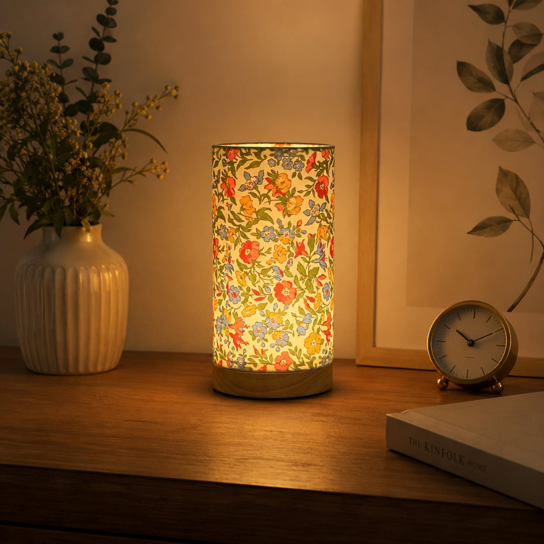 Lampe de table moderne en bois
