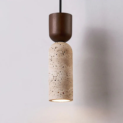 Suspension wabi-sabi en travertin