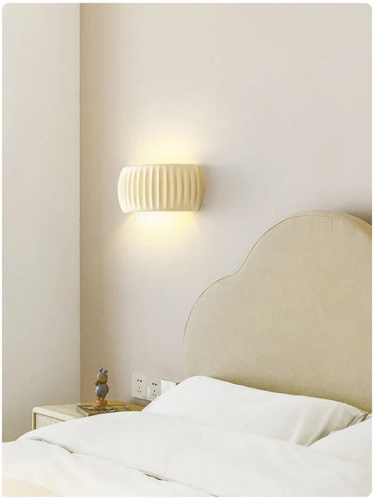 Applique en résine nervurée crème