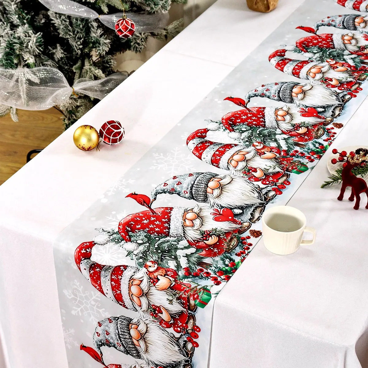 Chemin de table de Noël lutin et flocons