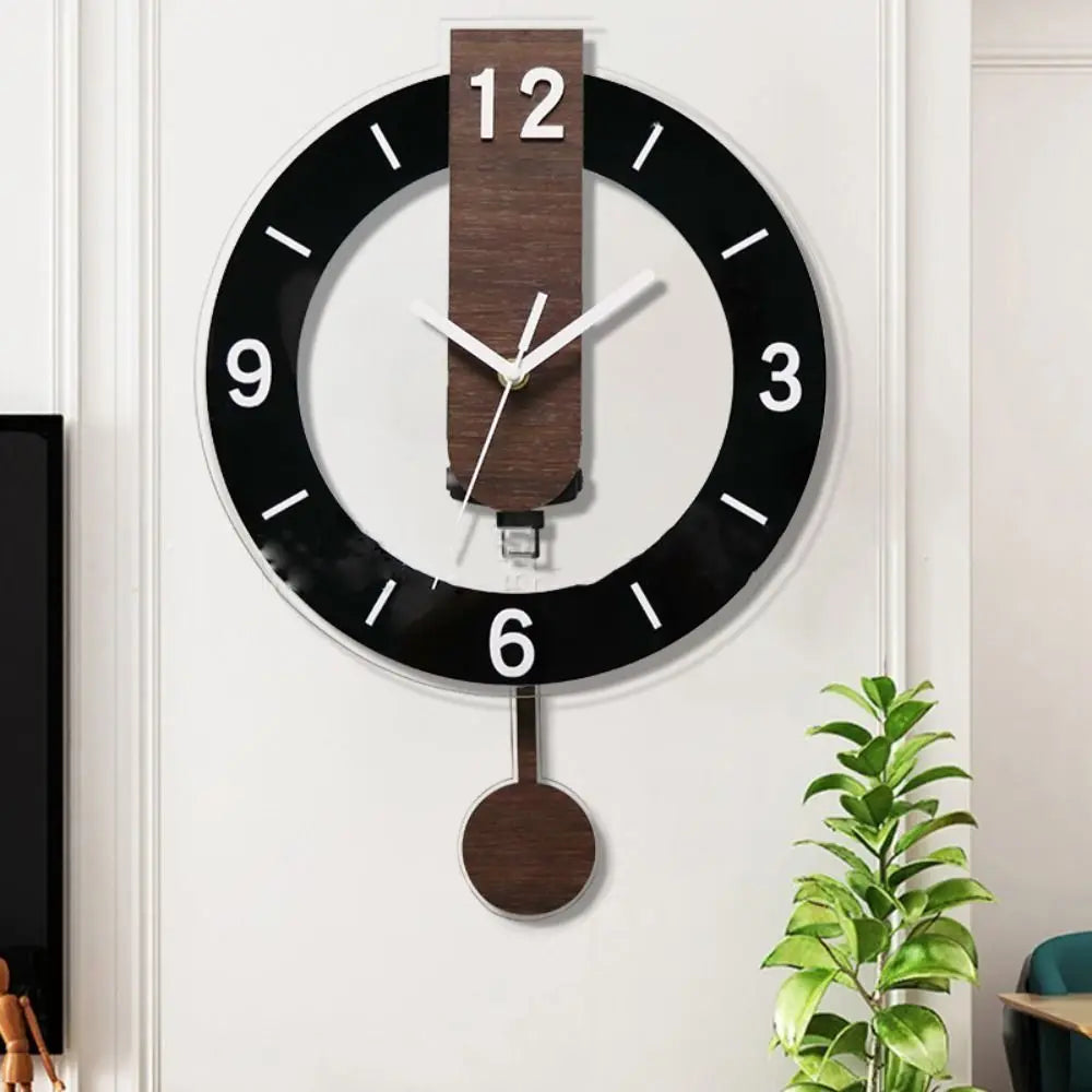 Horloge murale à balancier