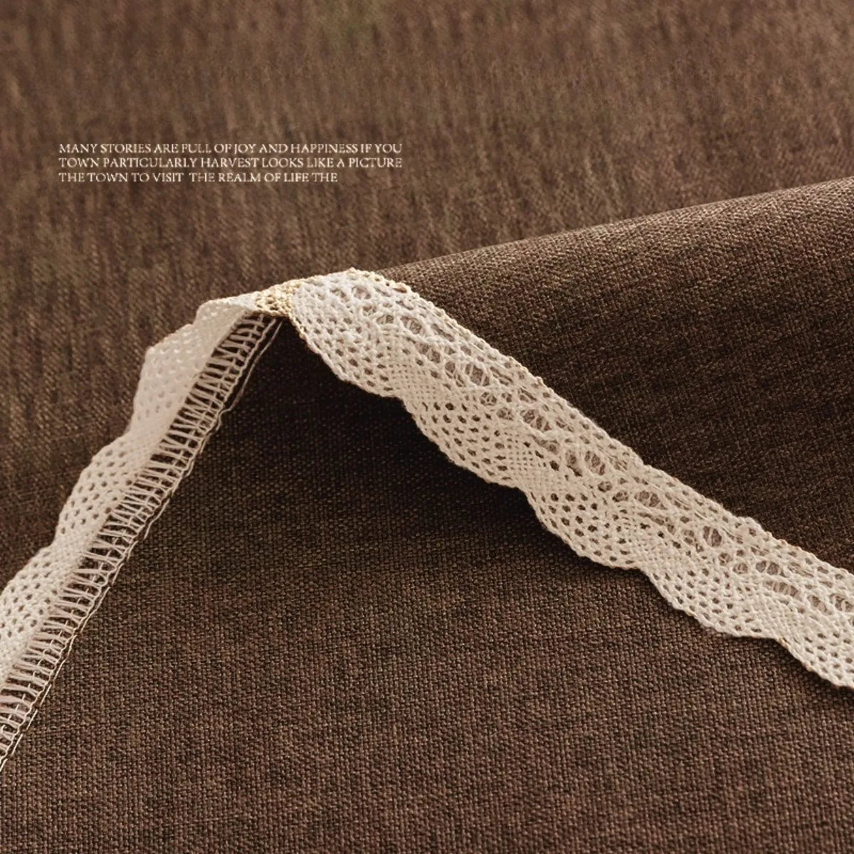 Nappe ronde en lin à franges