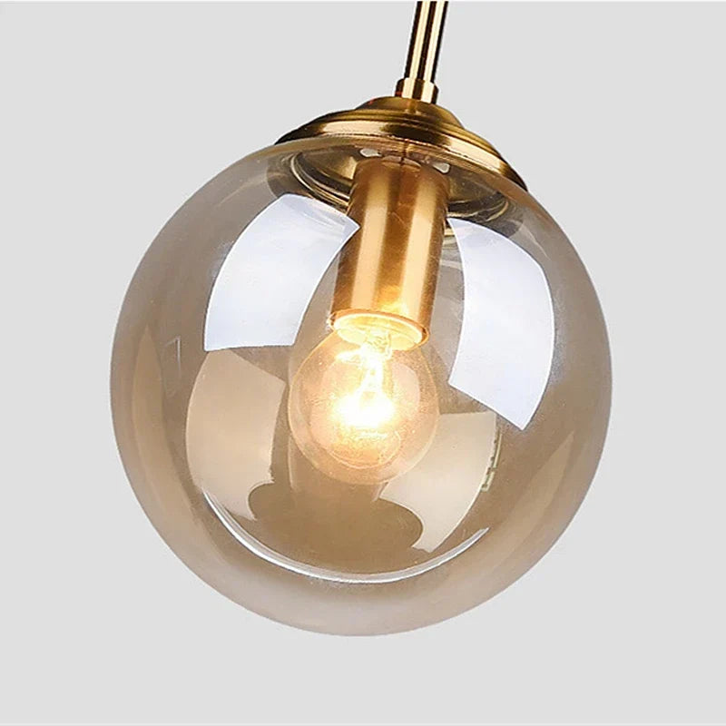 Suspension globe en verre soufflé