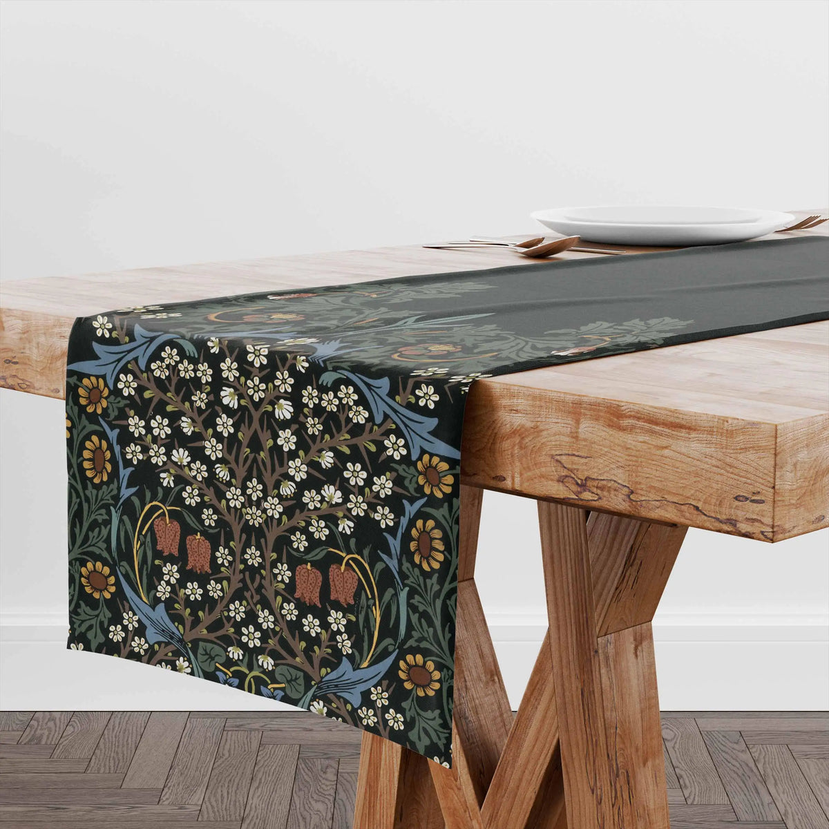 Chemin de table en lin motif Blackthorn de William Morris