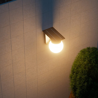 Applique solaire à globe