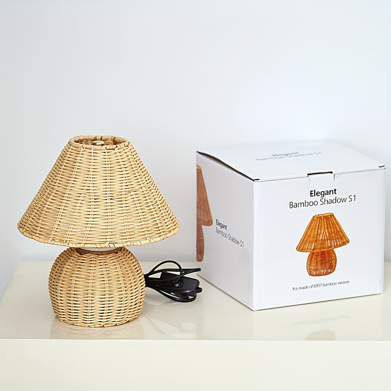 Lampe de table en bambou tressé