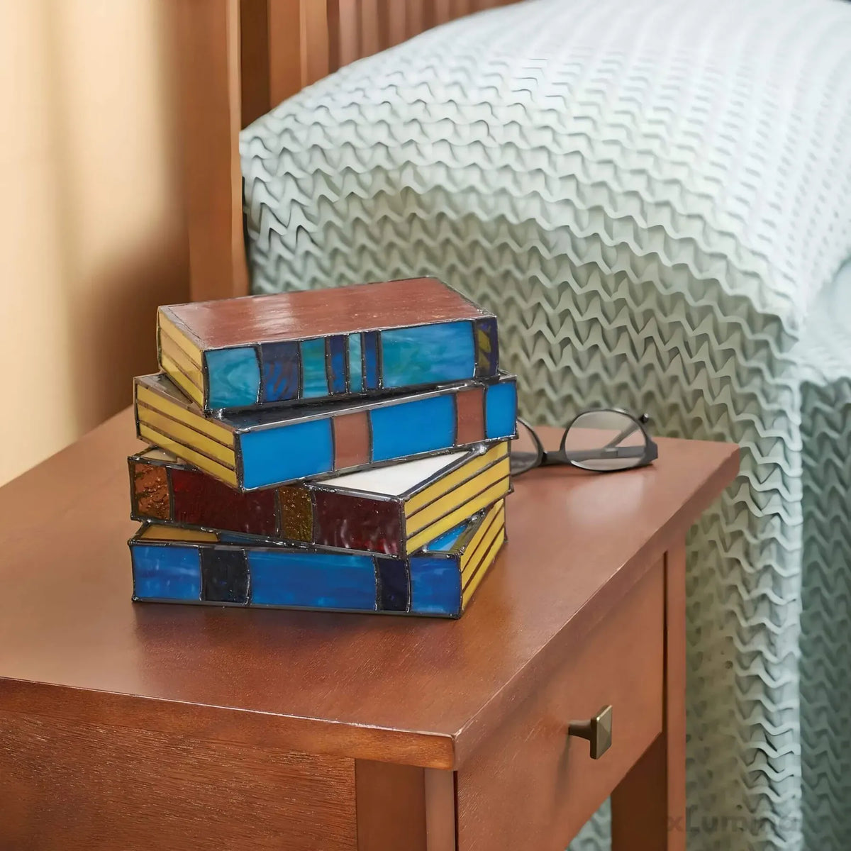Lampe livre en vitrail