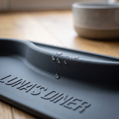 Tapis de gamelle au nom de l'animal