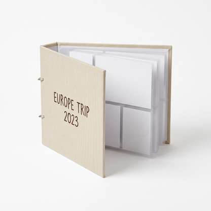 Album de voyage à pochettes, brodé